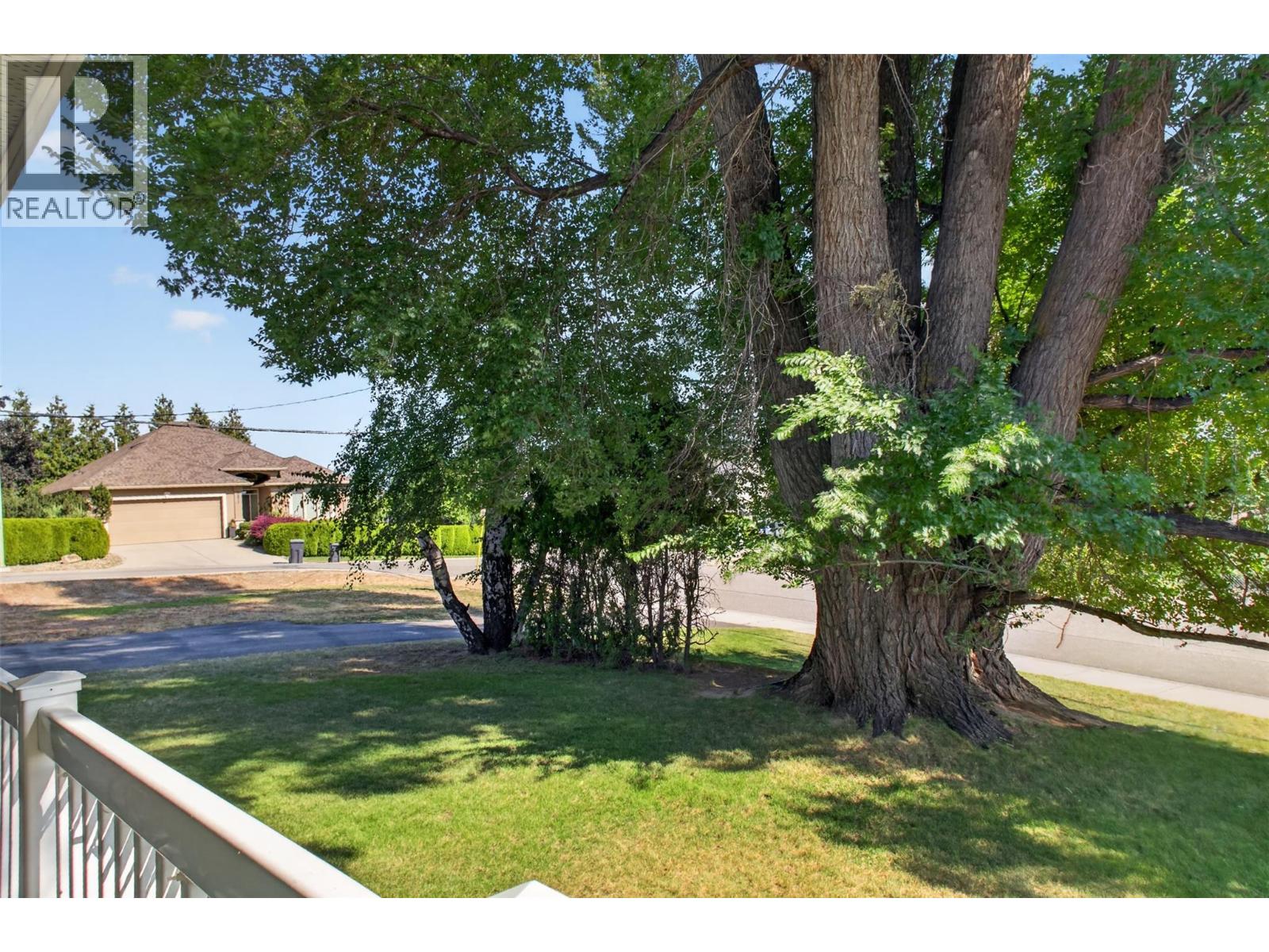 800 Montigny Road - 62