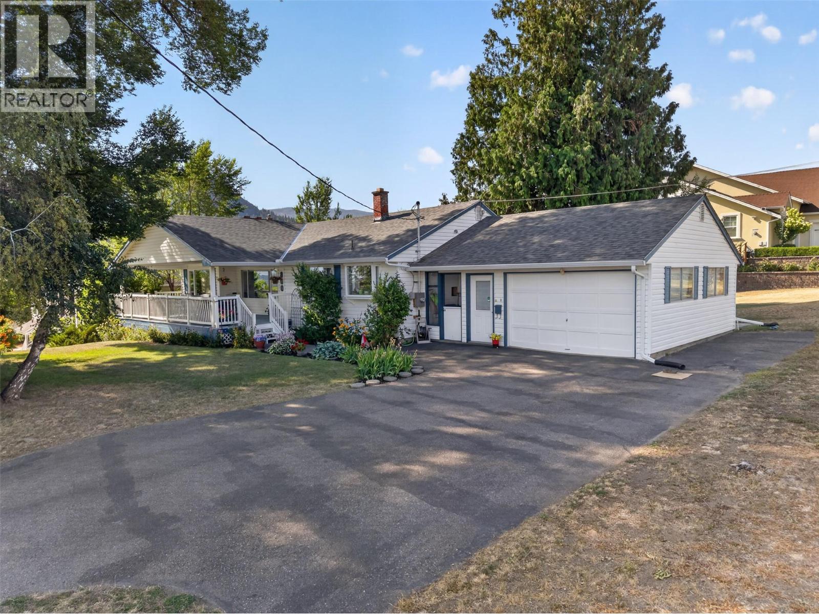 800 Montigny Road - 64