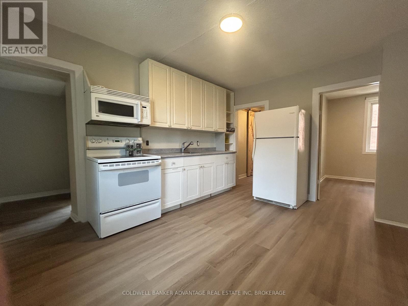 36 SANFORD STREET - 12