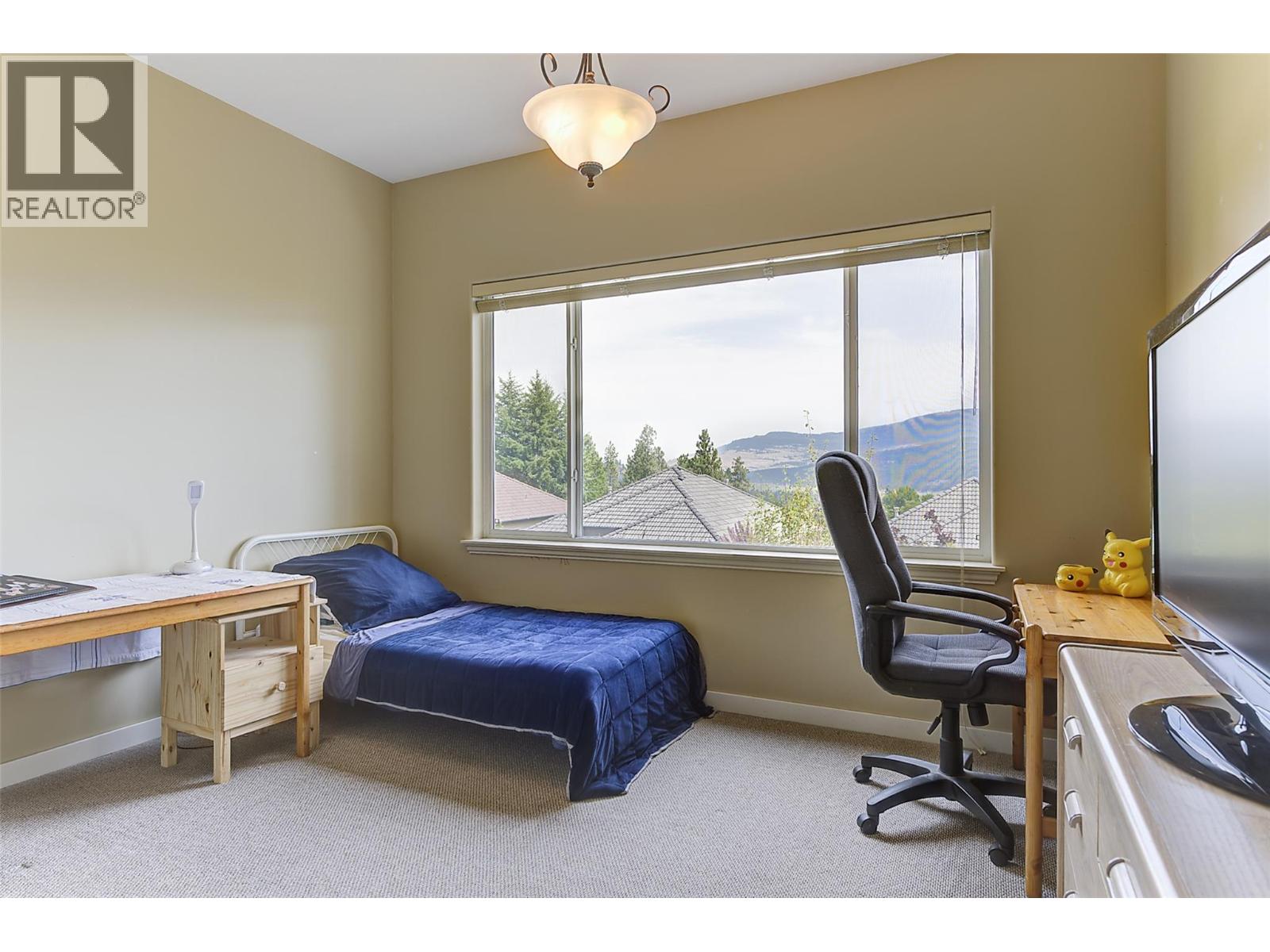 #133 1950 CAPISTRANO Drive - 33