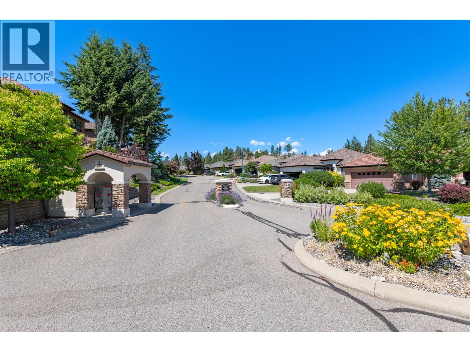 #133 1950 CAPISTRANO Drive - 42