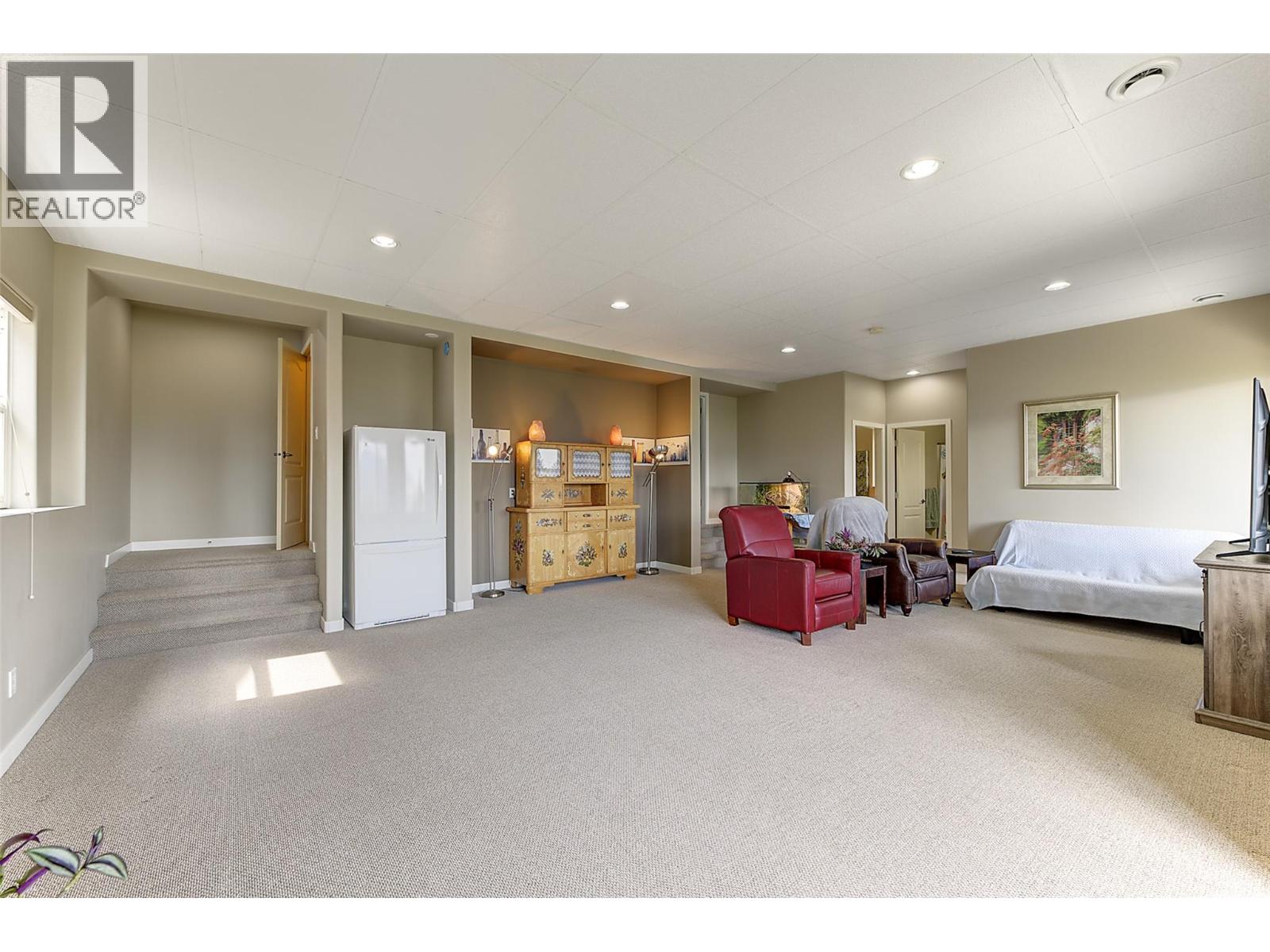 #133 1950 CAPISTRANO Drive - 27
