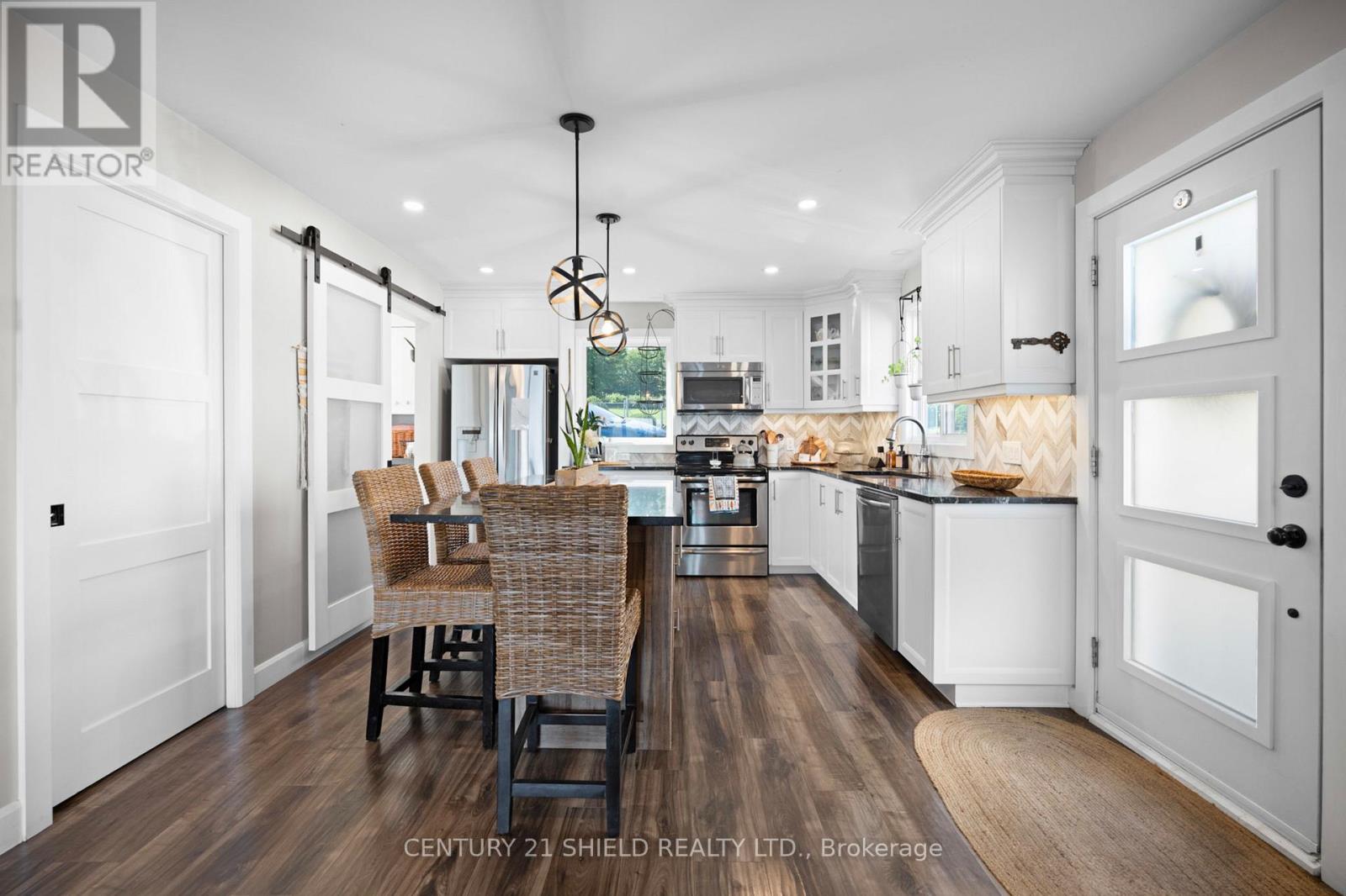 18438 COUNTY RD 2 ROAD - 18