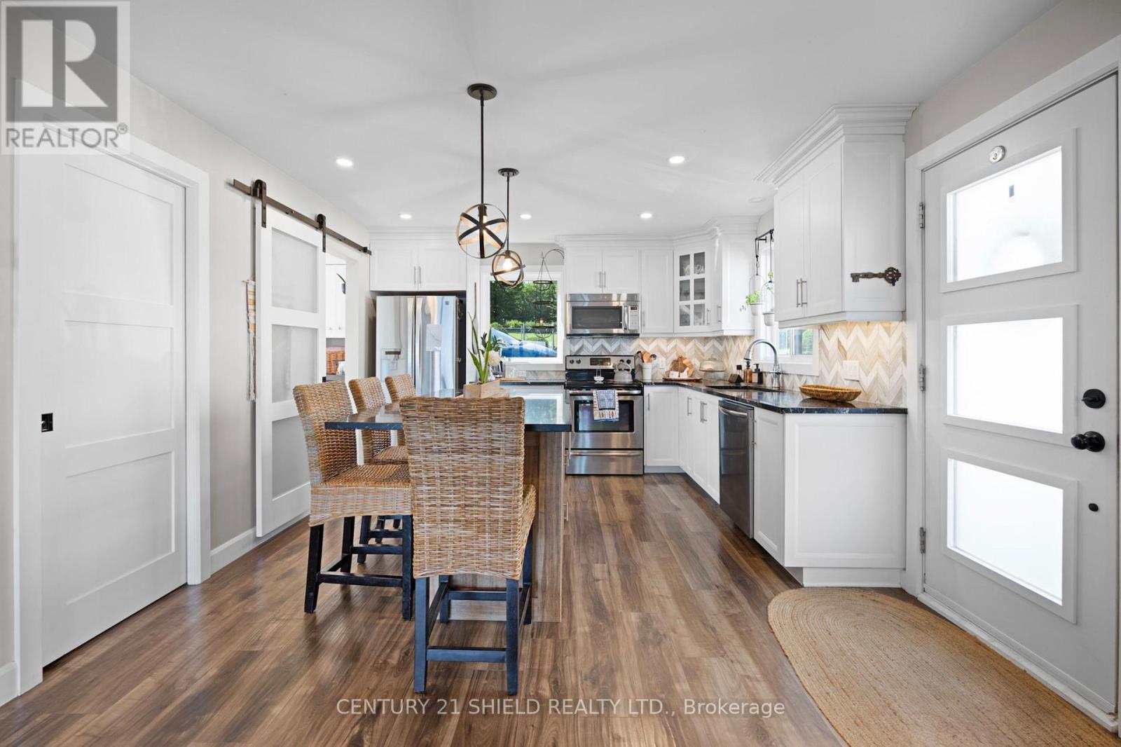 18438 COUNTY RD 2 ROAD - 17