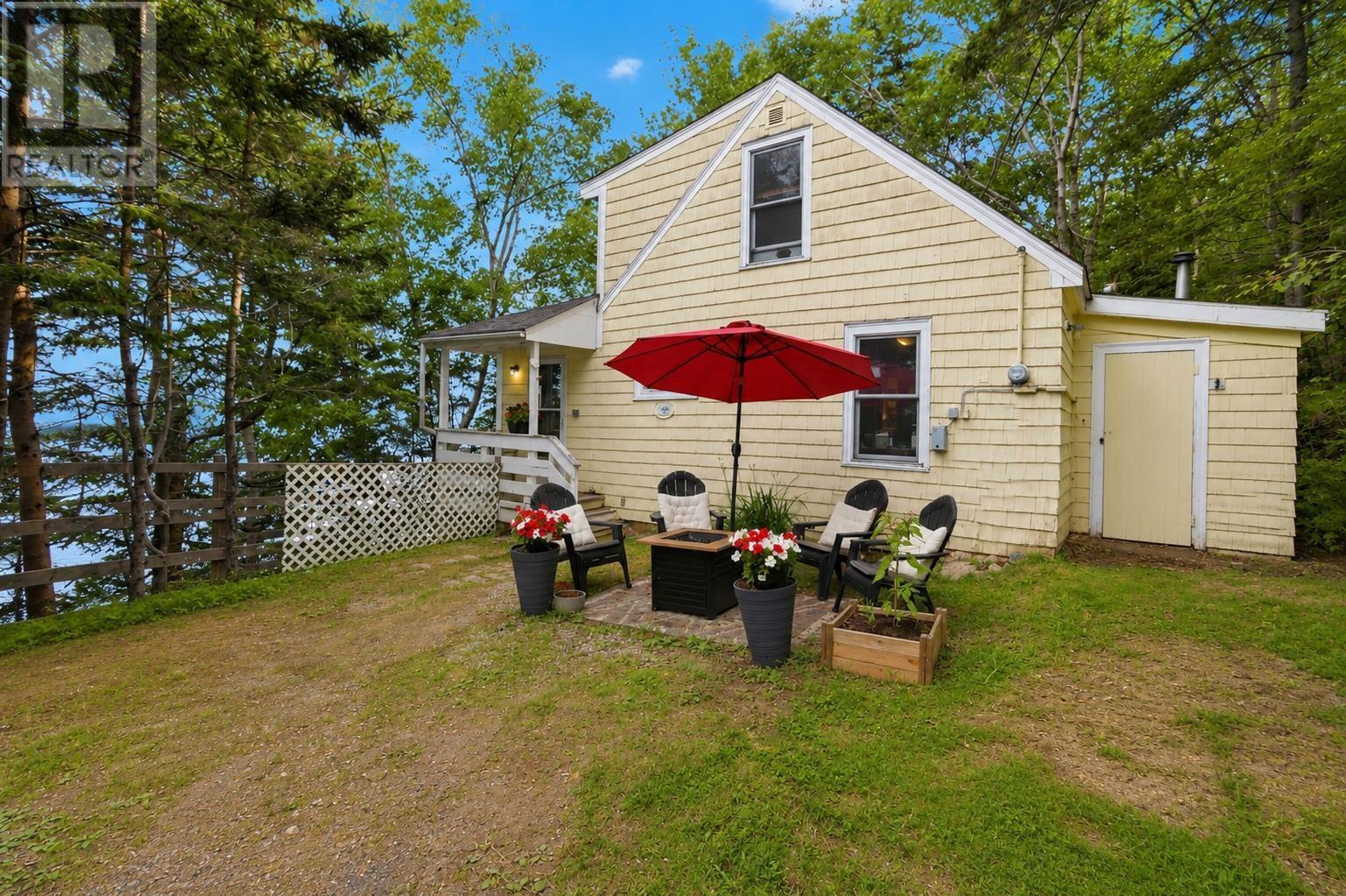 6629 St. Margaret's Bay Road - 26