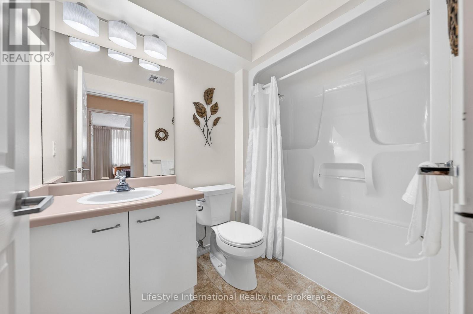 #210 208 SILVERCREEK PARKWAY N - Image 37