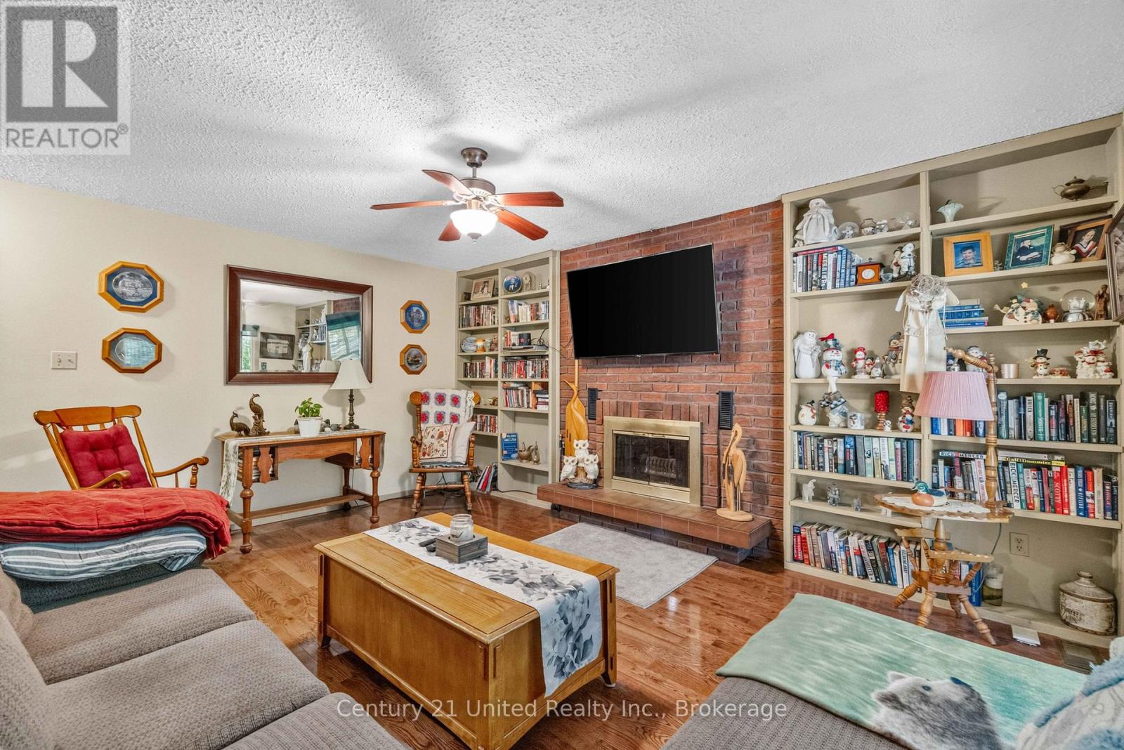 941 GOLFVIEW ROAD - 12