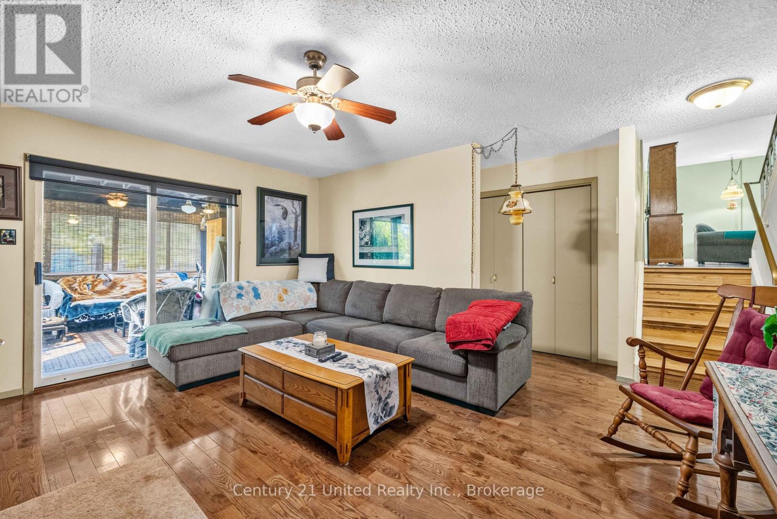 941 GOLFVIEW ROAD - 14