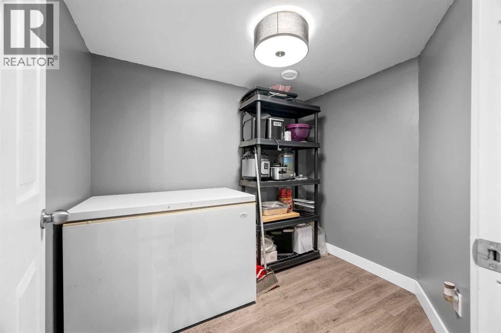 4508 30A Street Close - 21