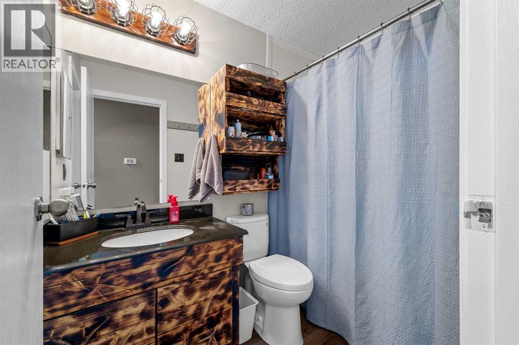 4508 30A Street Close - 14