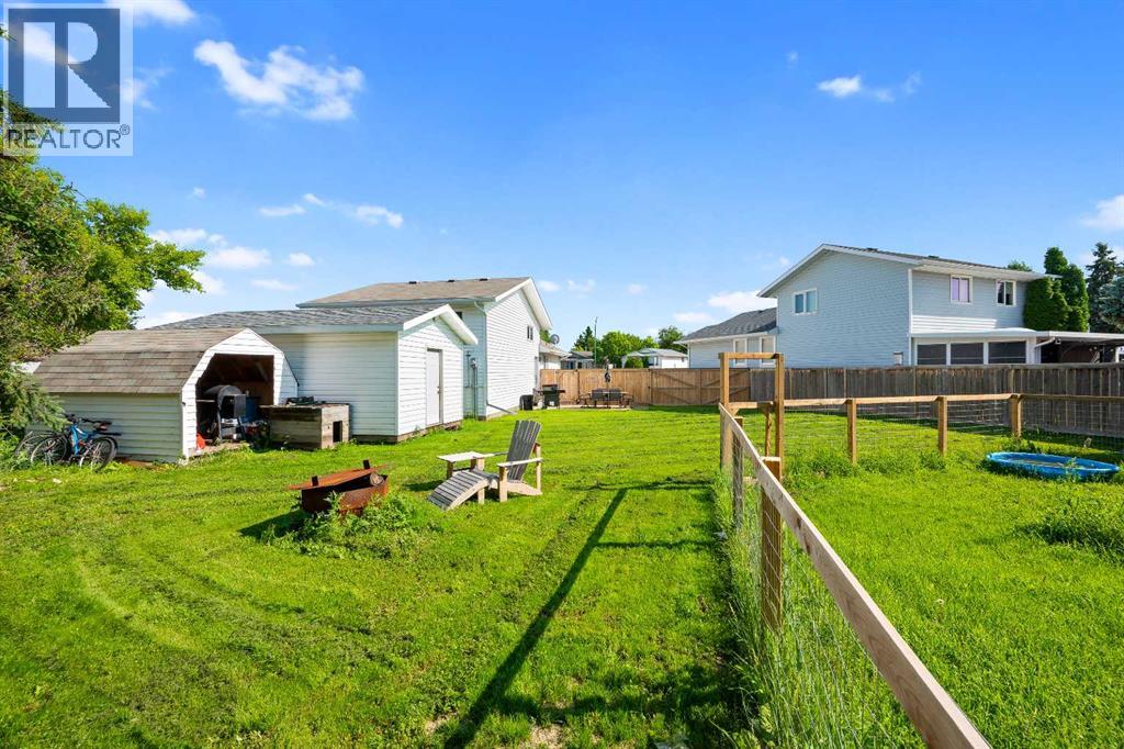 4508 30A Street Close - 31