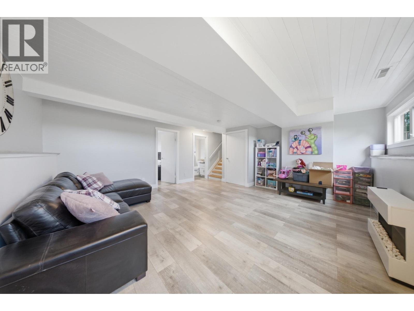 7557 253 ROAD - 21