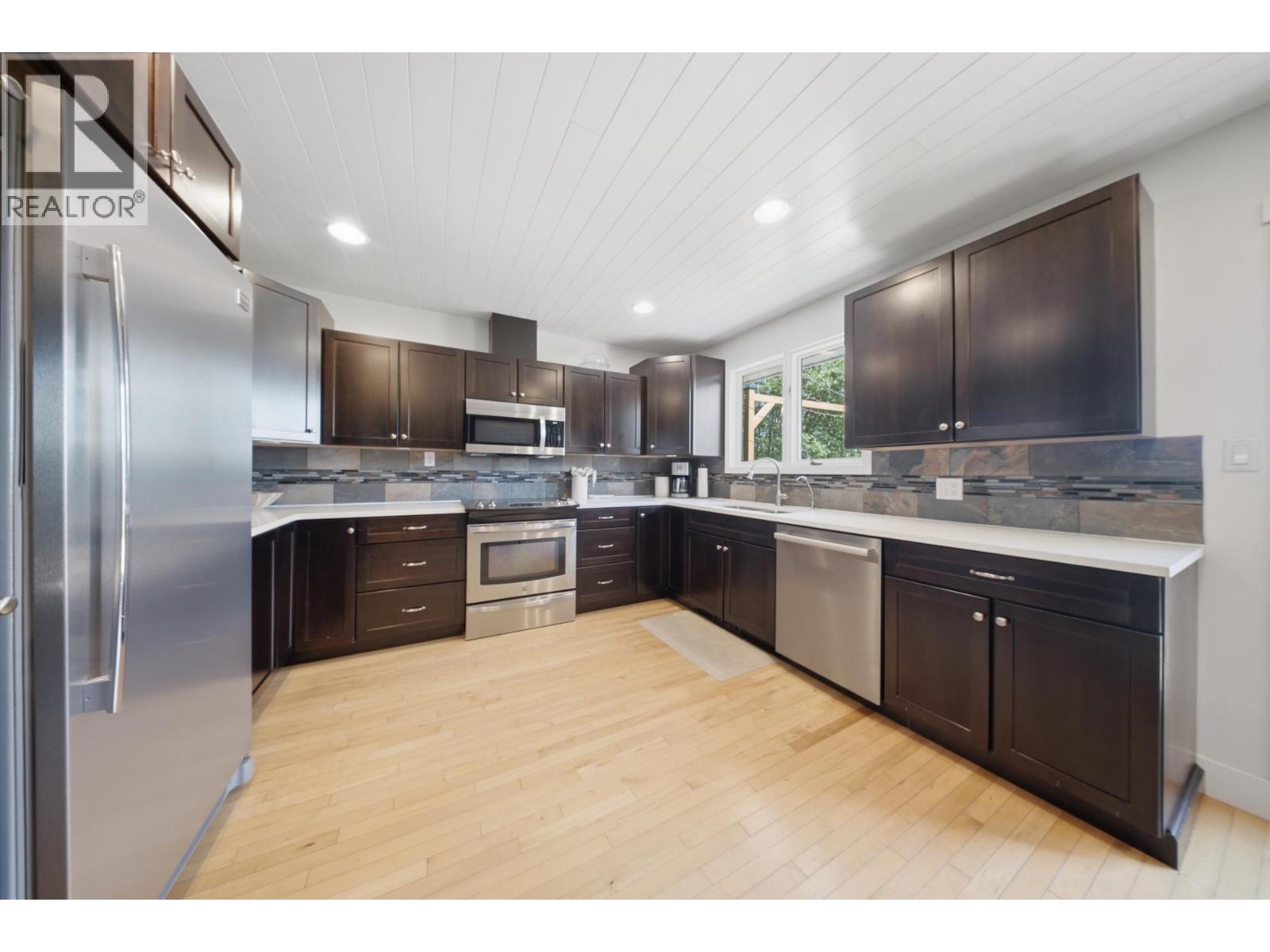 7557 253 ROAD, Fort St. John