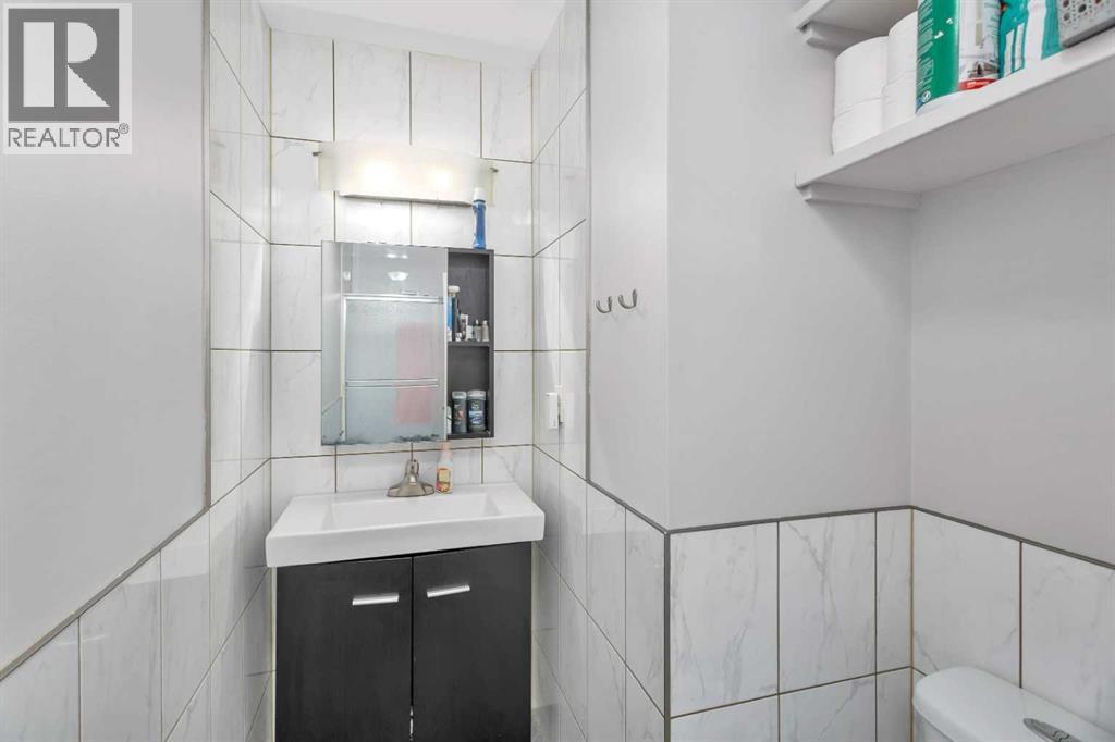 5912 61 Avenue - Image 17