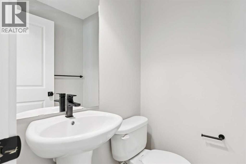 45 Silverton Glen Way SW - 16
