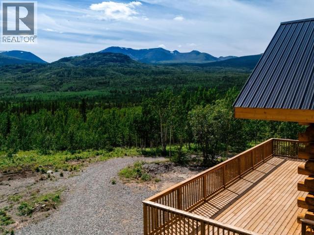 400 URSA WAY - 29