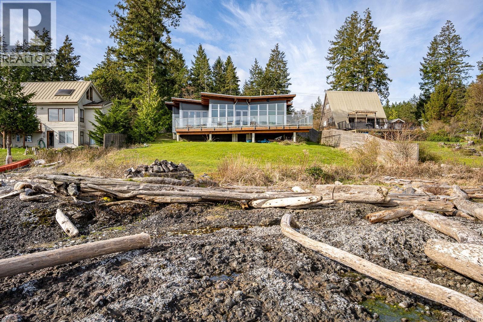 3870 East Rd - 2