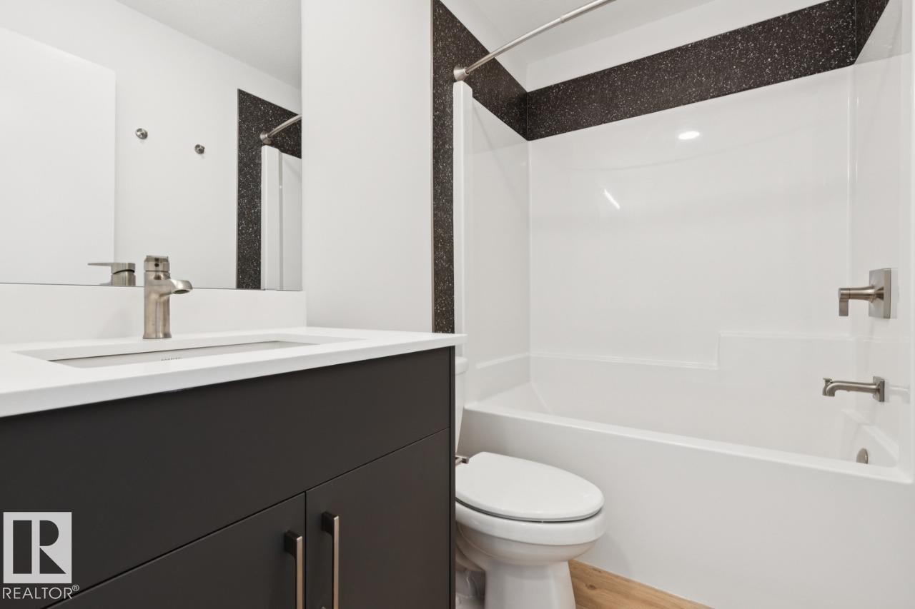 7444 KLAPSTEIN CR SW - 32