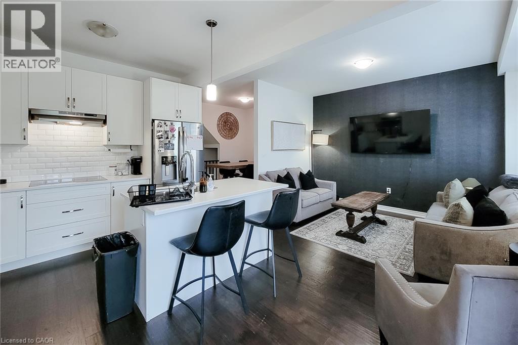 #10 4297 EAST Avenue - Image 15