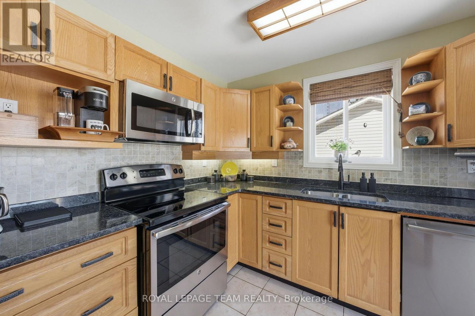 238 PARK AVENUE - 14