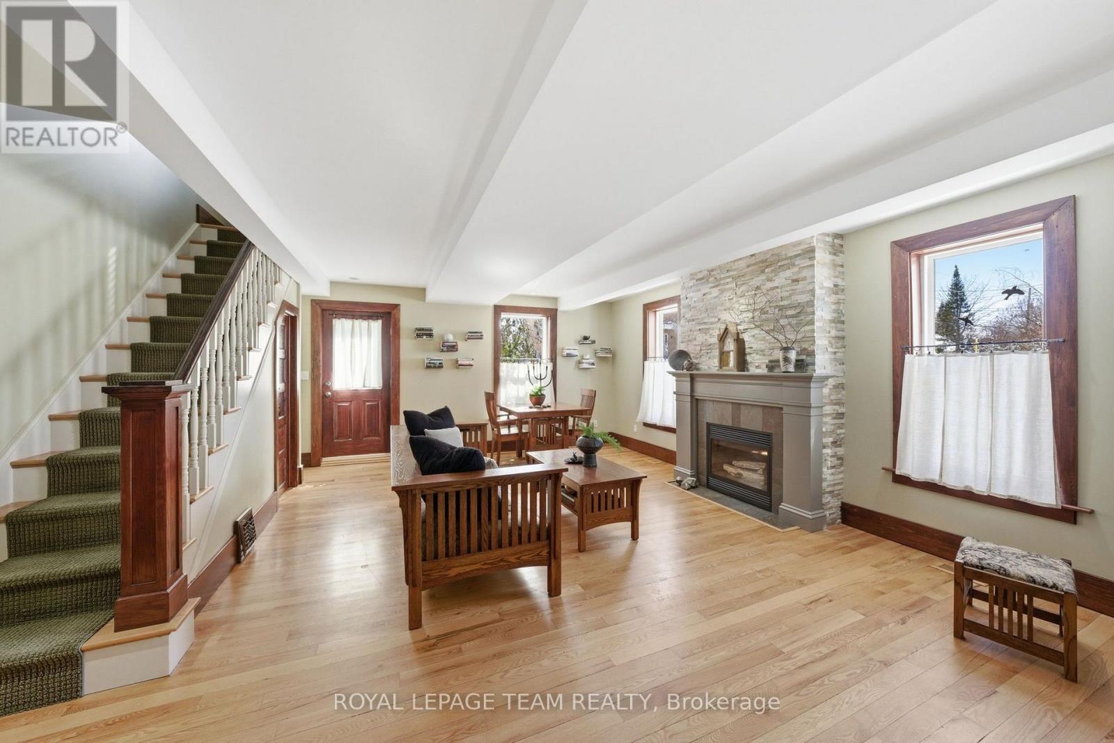 238 PARK AVENUE - 18