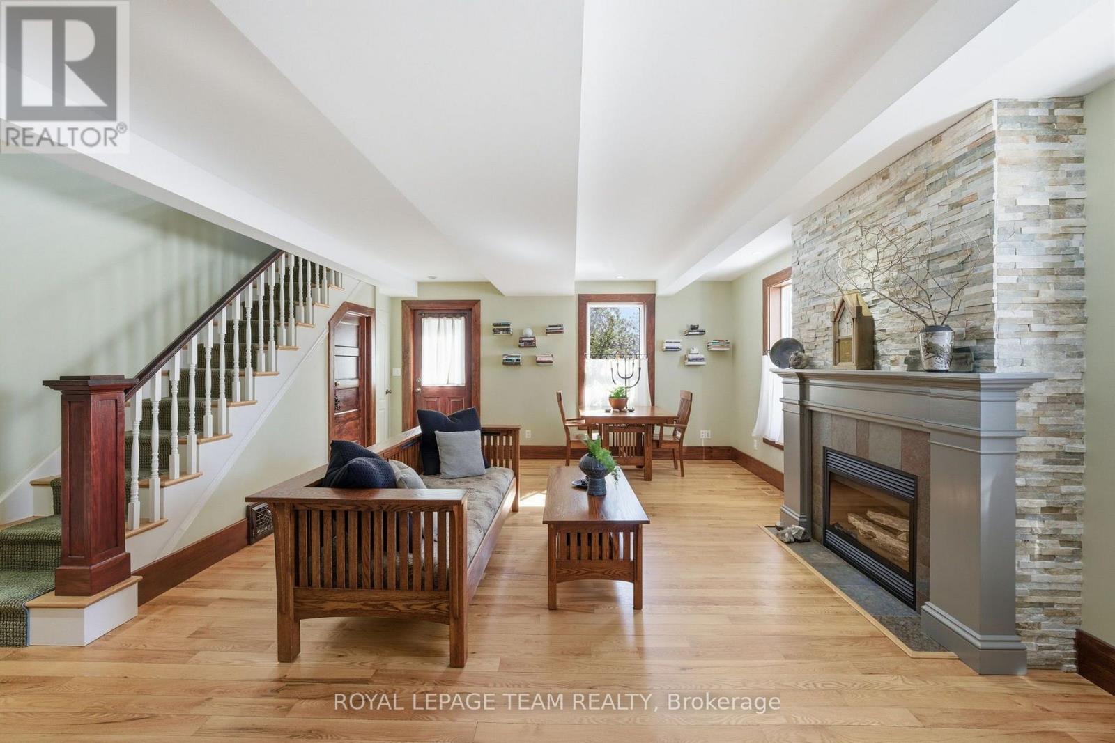 238 PARK AVENUE - 19