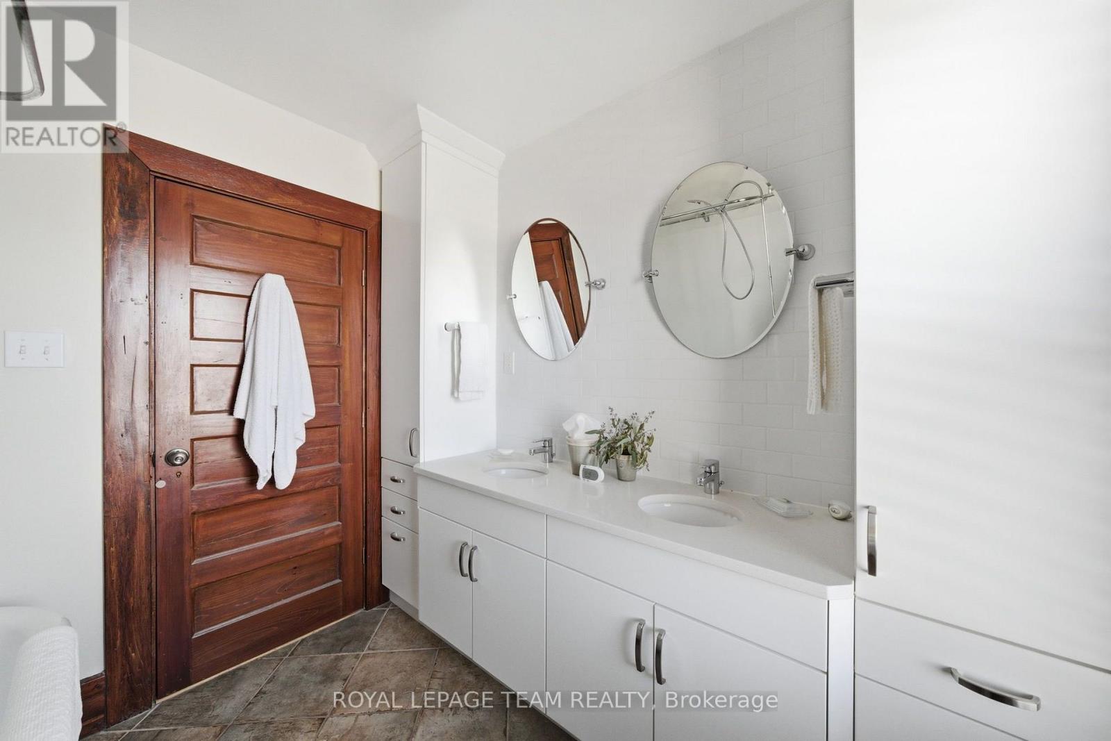 238 PARK AVENUE - 31