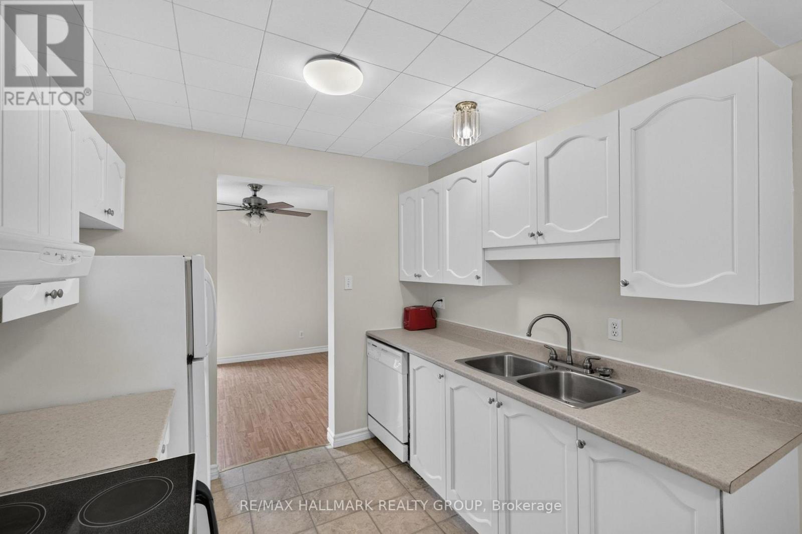 #39 13 SUNRIDGE LANE - 10