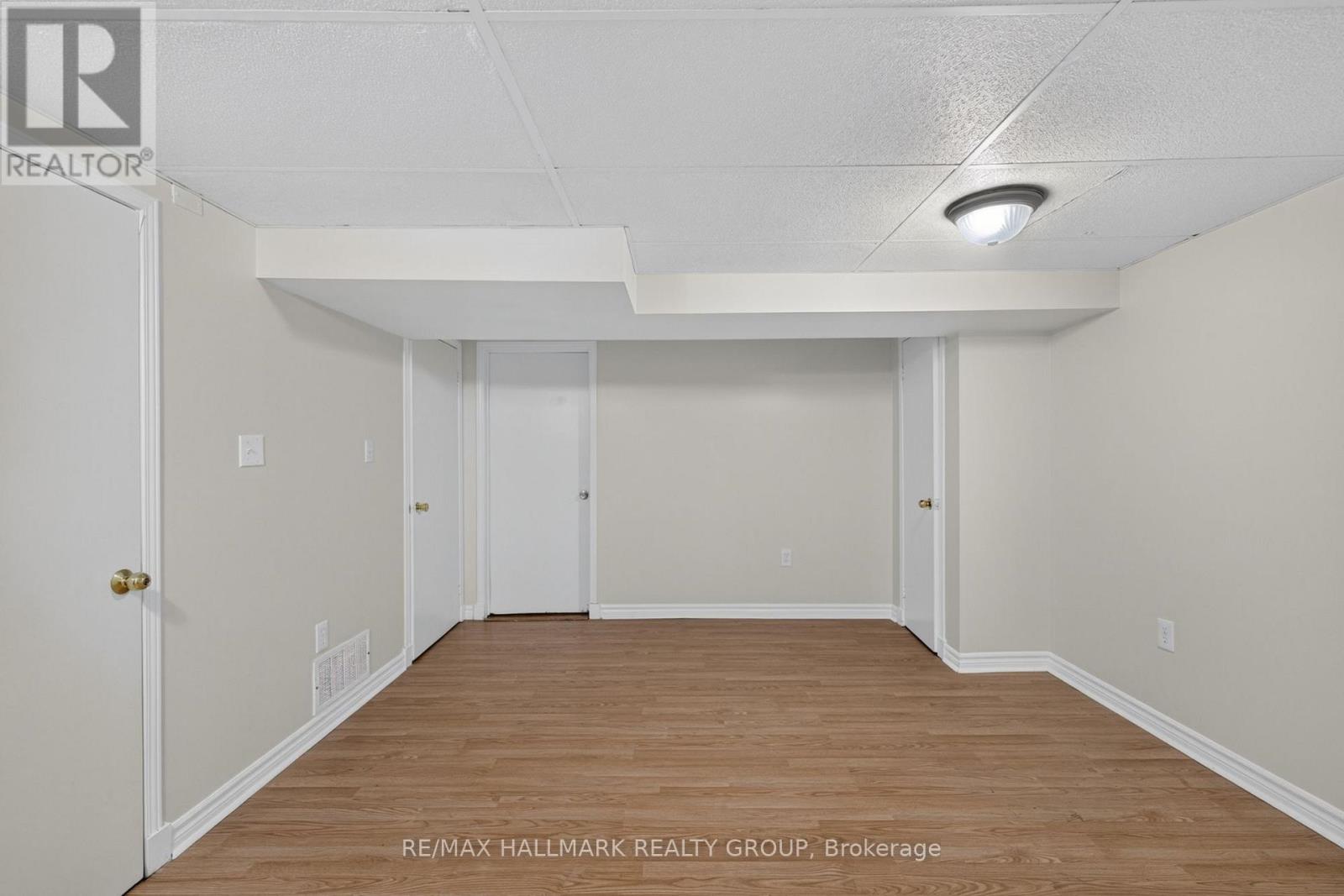 #39 13 SUNRIDGE LANE - 25