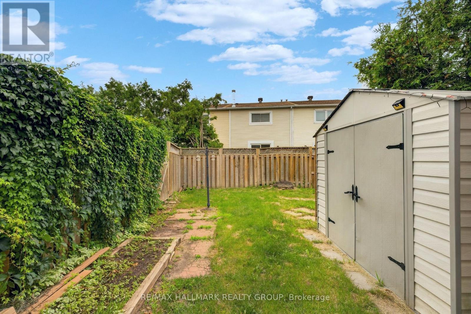 #39 13 SUNRIDGE LANE - 29