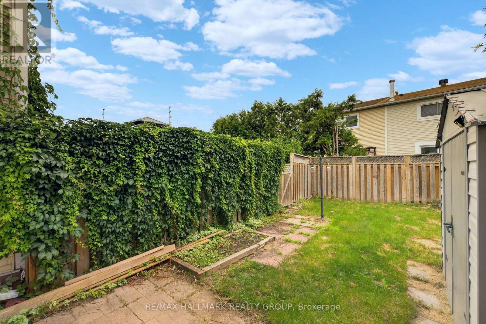 #39 13 SUNRIDGE LANE - 30