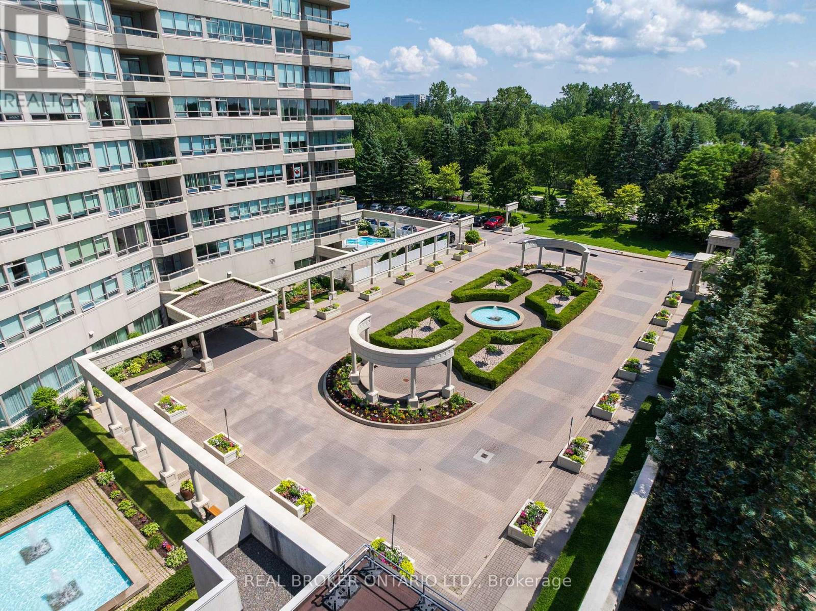 #806 1480 RIVERSIDE DRIVE - 2
