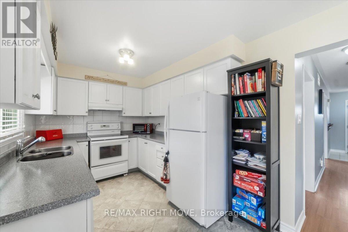 470 ST VINCENT STREET - 25