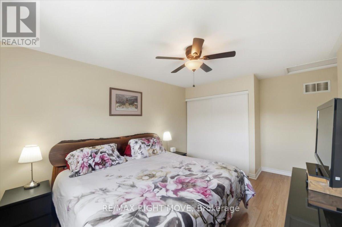 470 ST VINCENT STREET - 37