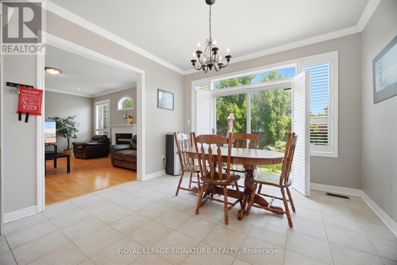1420 DERBY COUNTY CRESCENT - 12