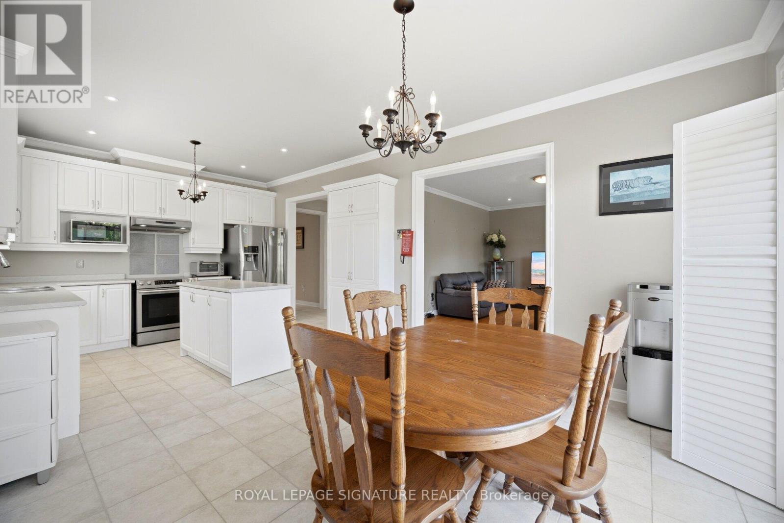 1420 DERBY COUNTY CRESCENT - 13
