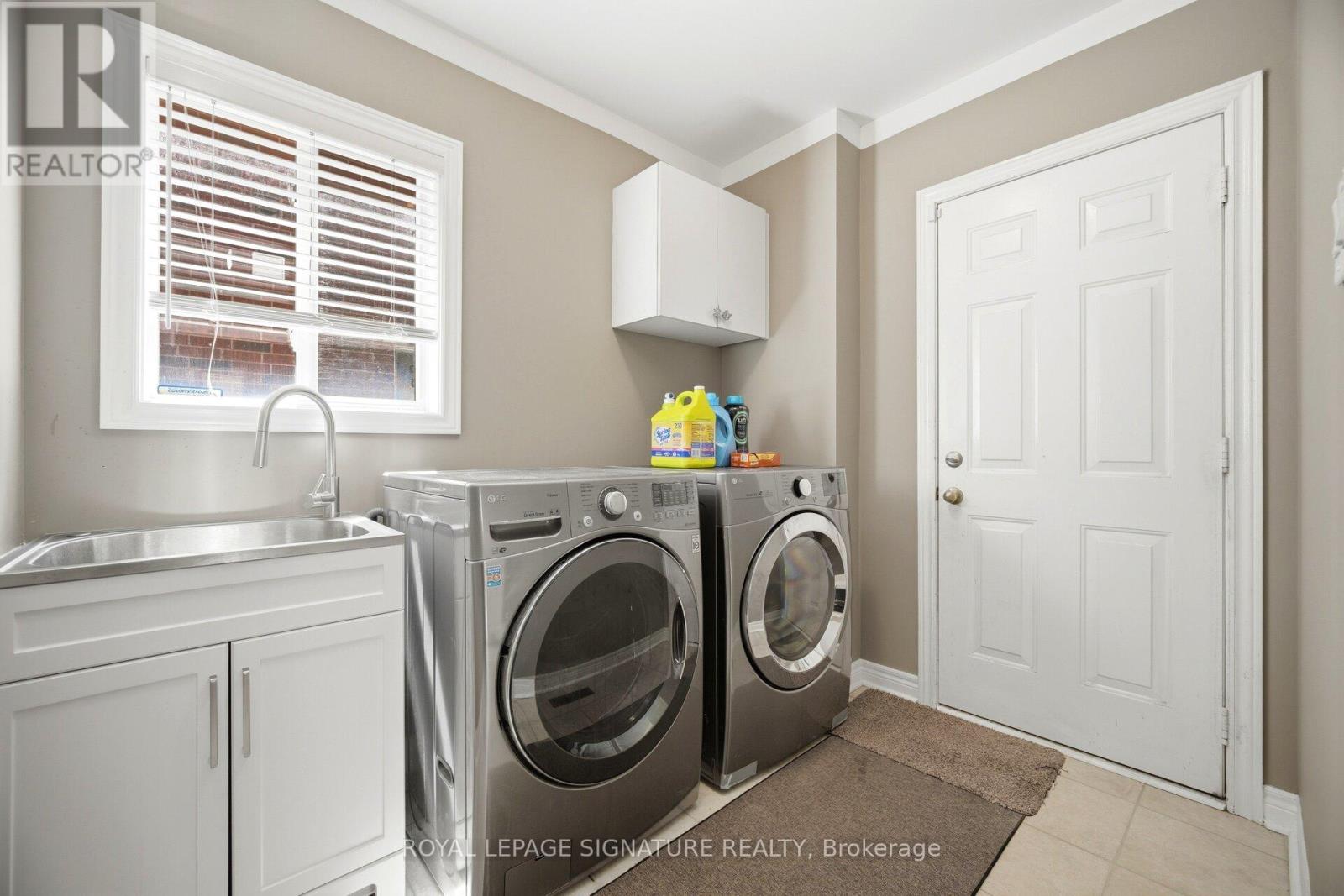 1420 DERBY COUNTY CRESCENT - 28