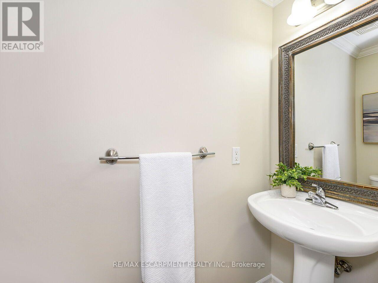 656 FRANK PLACE - Image 9