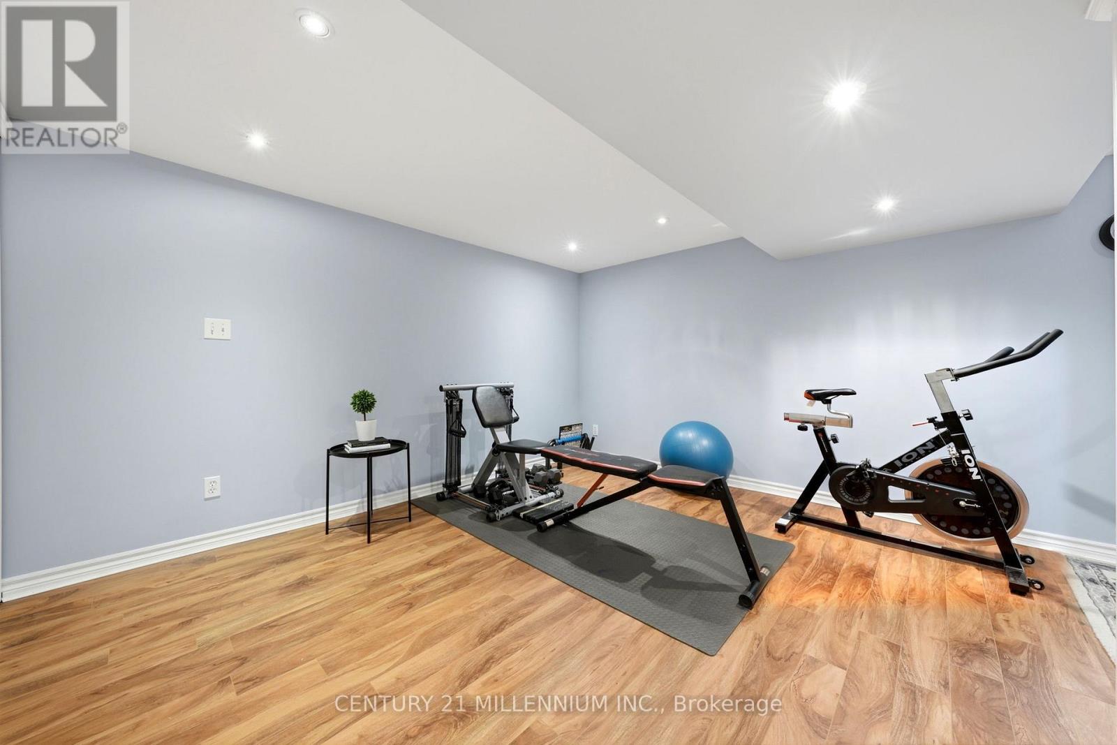 46 DUNBLAINE CRESCENT - 25