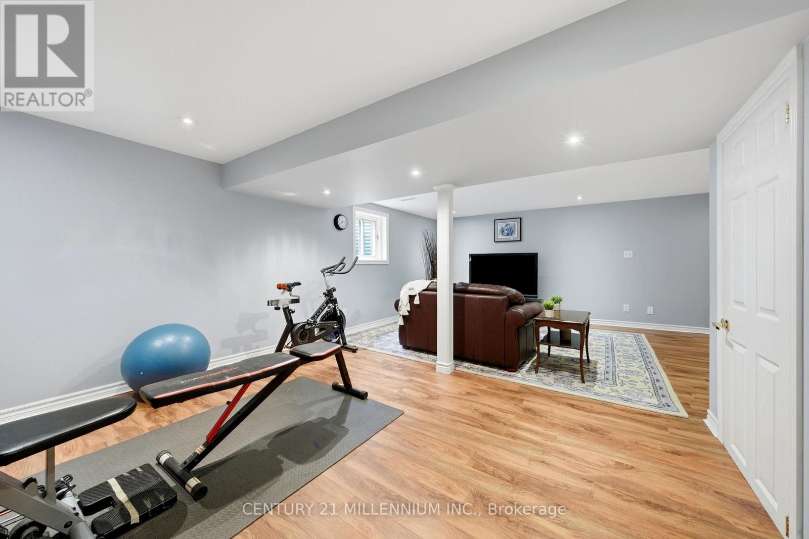 46 DUNBLAINE CRESCENT - 27