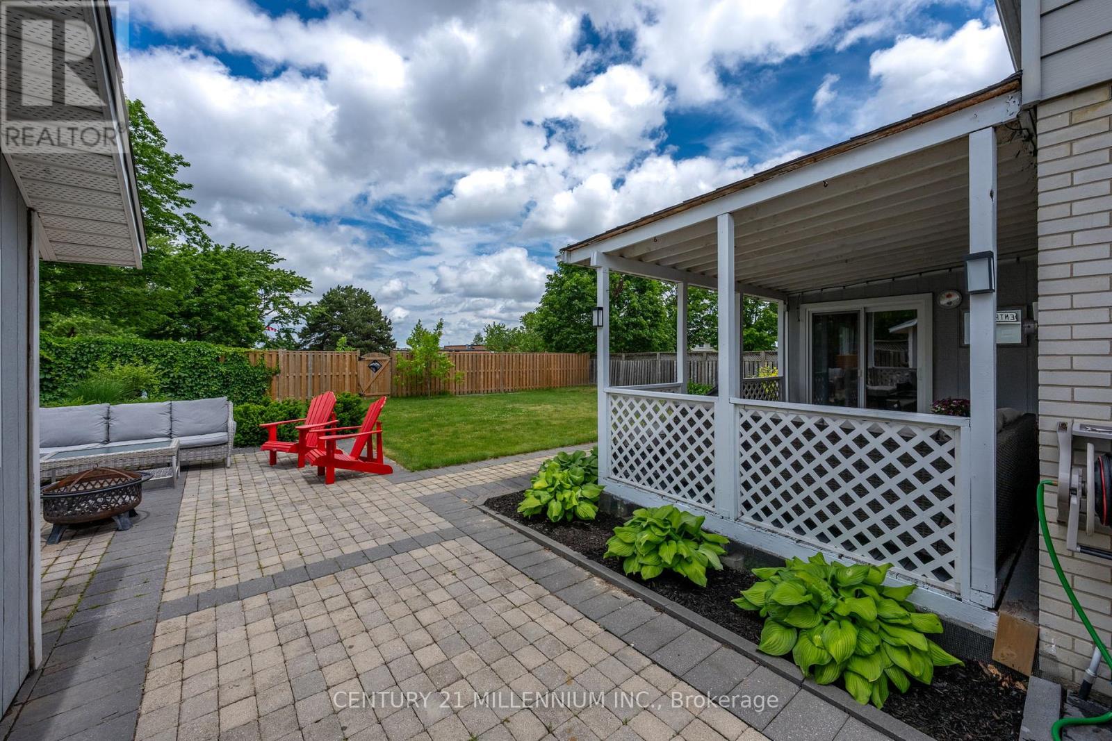 46 DUNBLAINE CRESCENT - 30