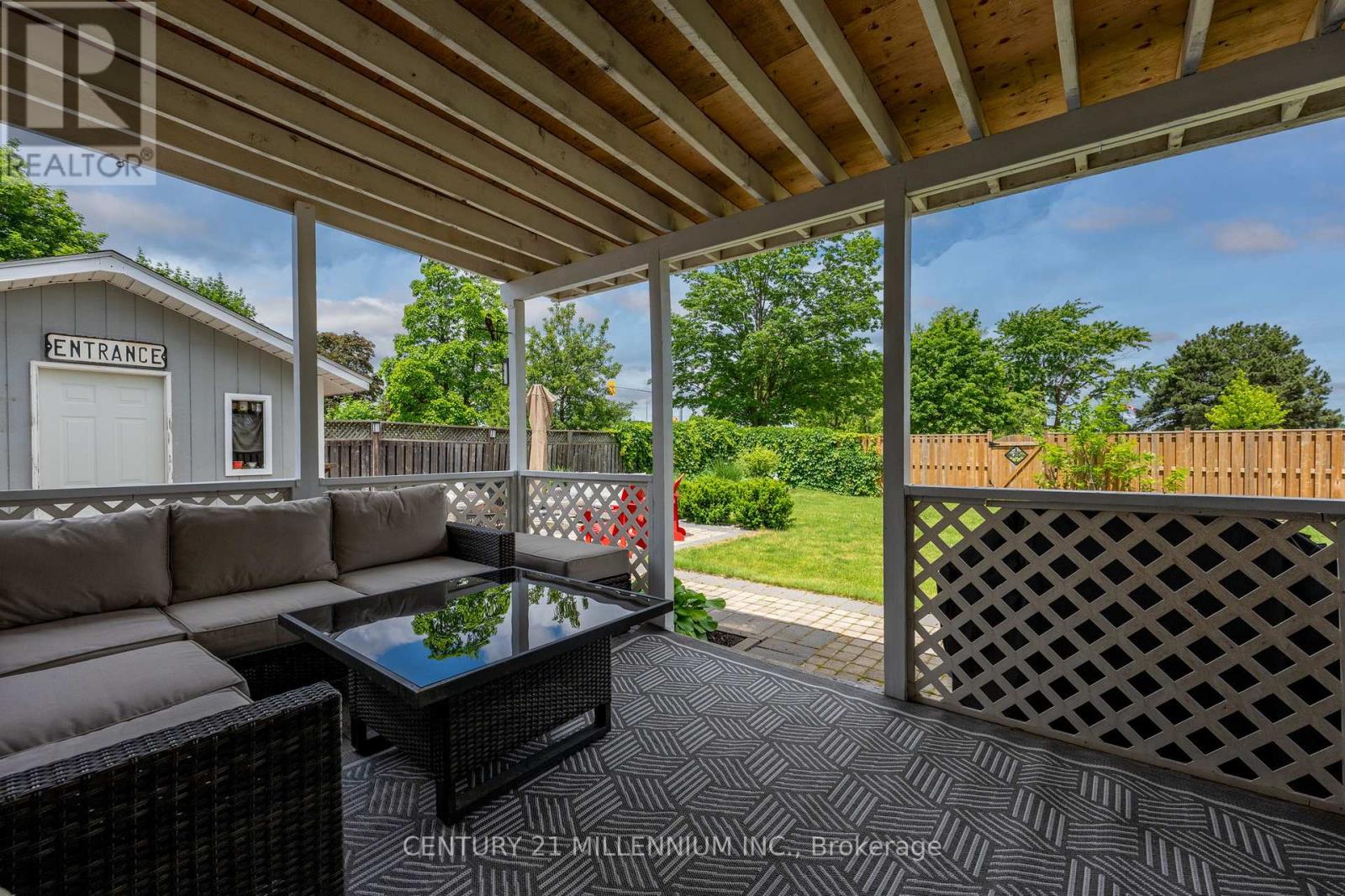 46 DUNBLAINE CRESCENT - 33