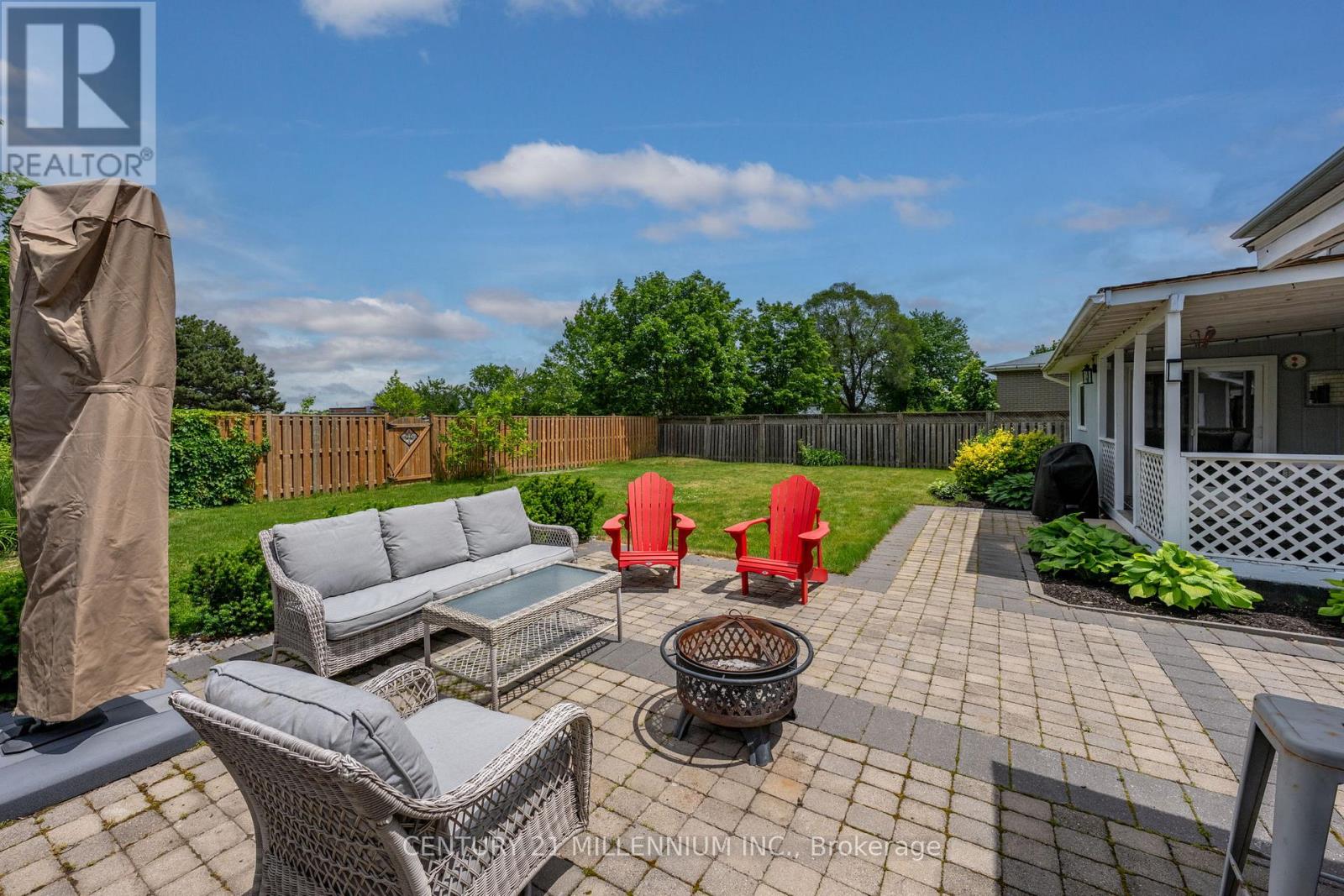 46 DUNBLAINE CRESCENT - 36