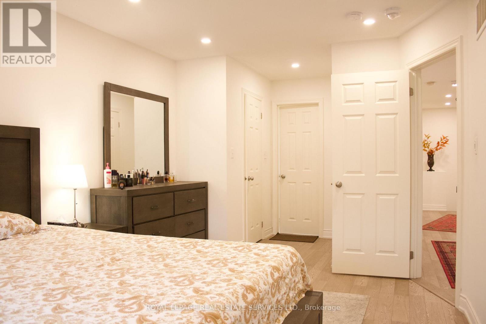 630 MOCKRIDGE TERRACE - 30