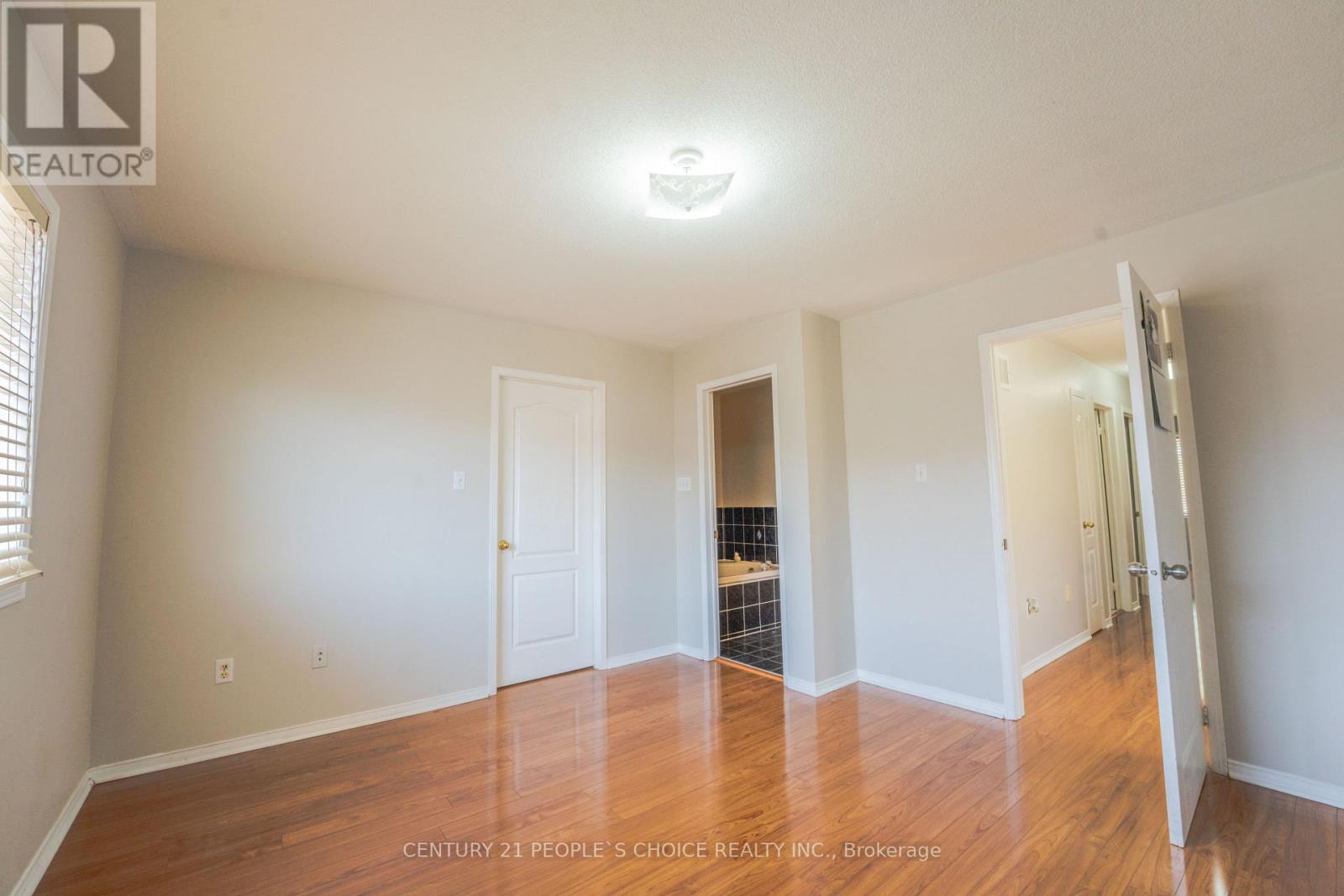 21 CORDGRASS CRESCENT - 24