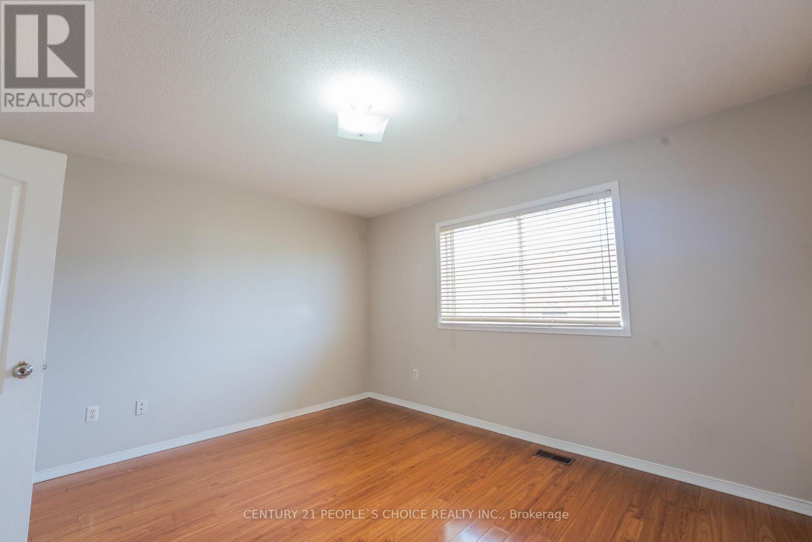 21 CORDGRASS CRESCENT - 26