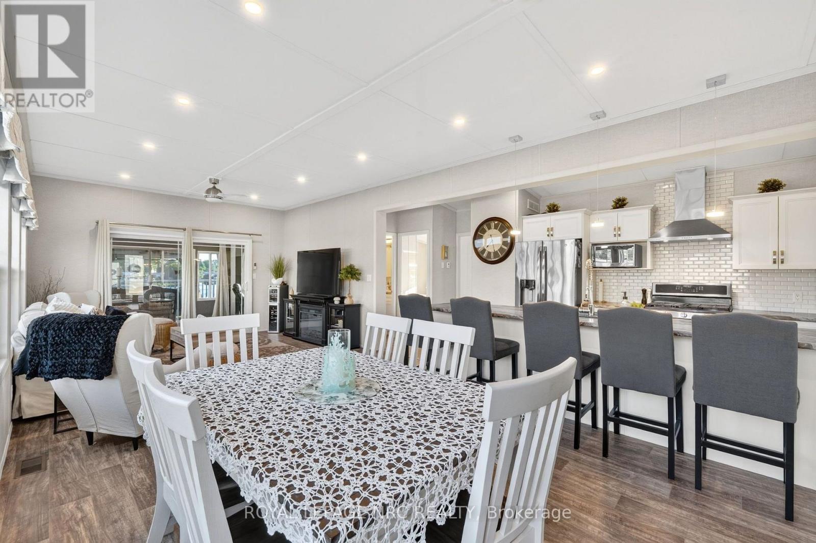 35 QUARRY MEADOWS - Image 15