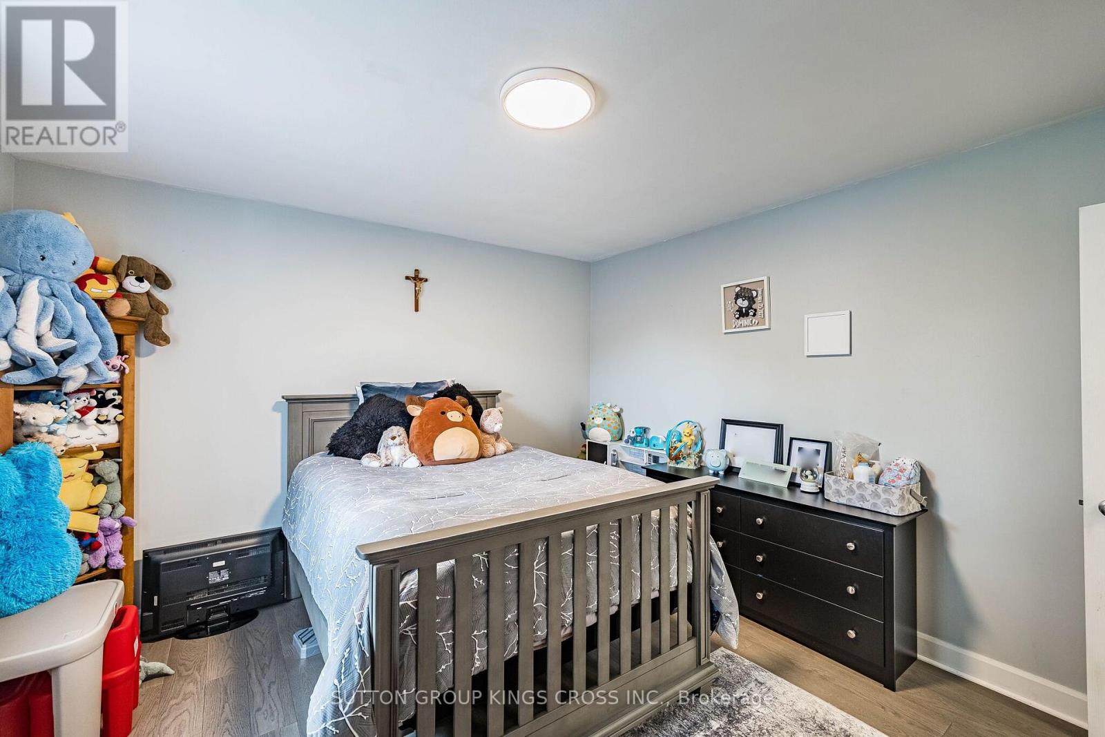 2 MAITLAND AVENUE - Image 11