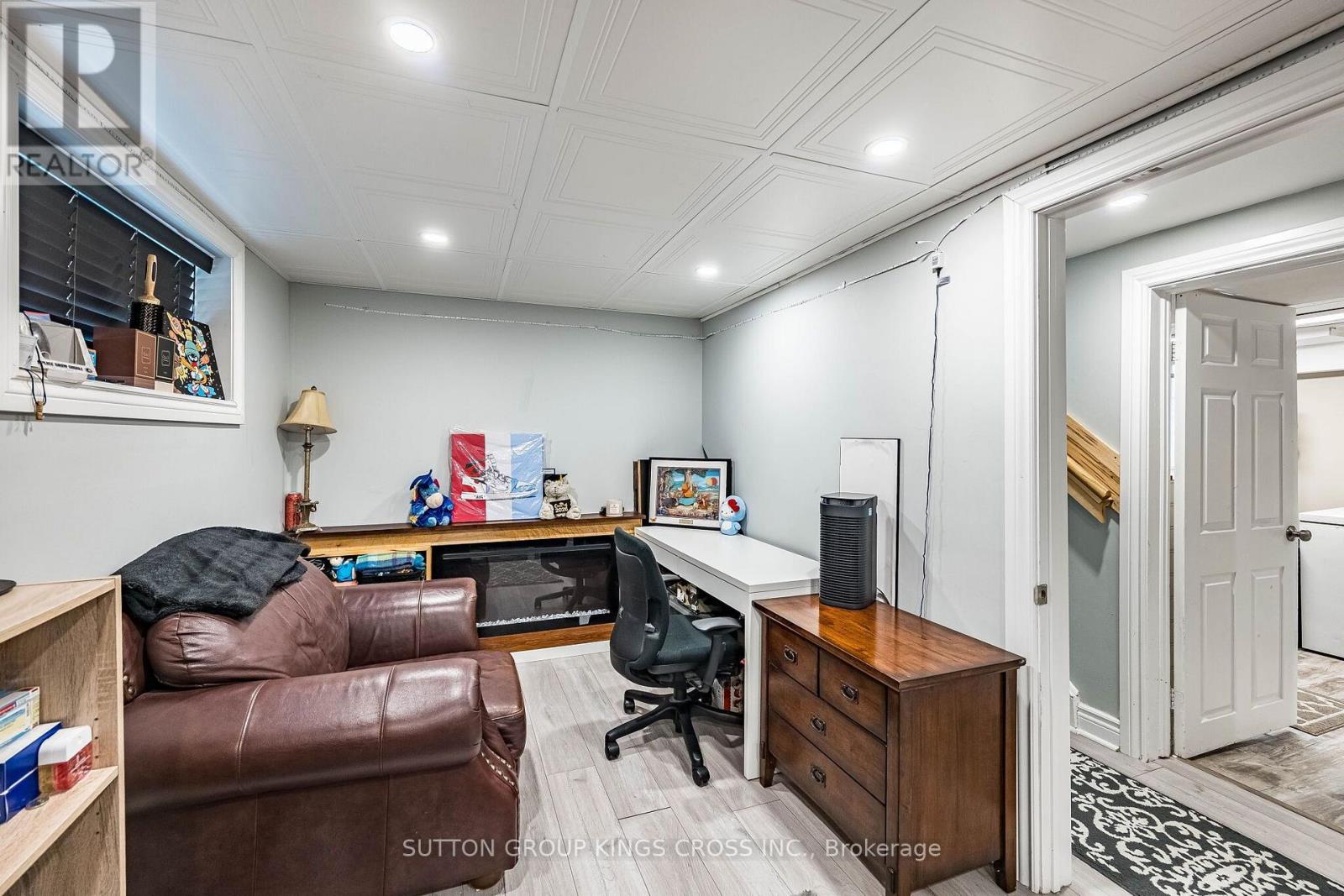 2 MAITLAND AVENUE - Image 19