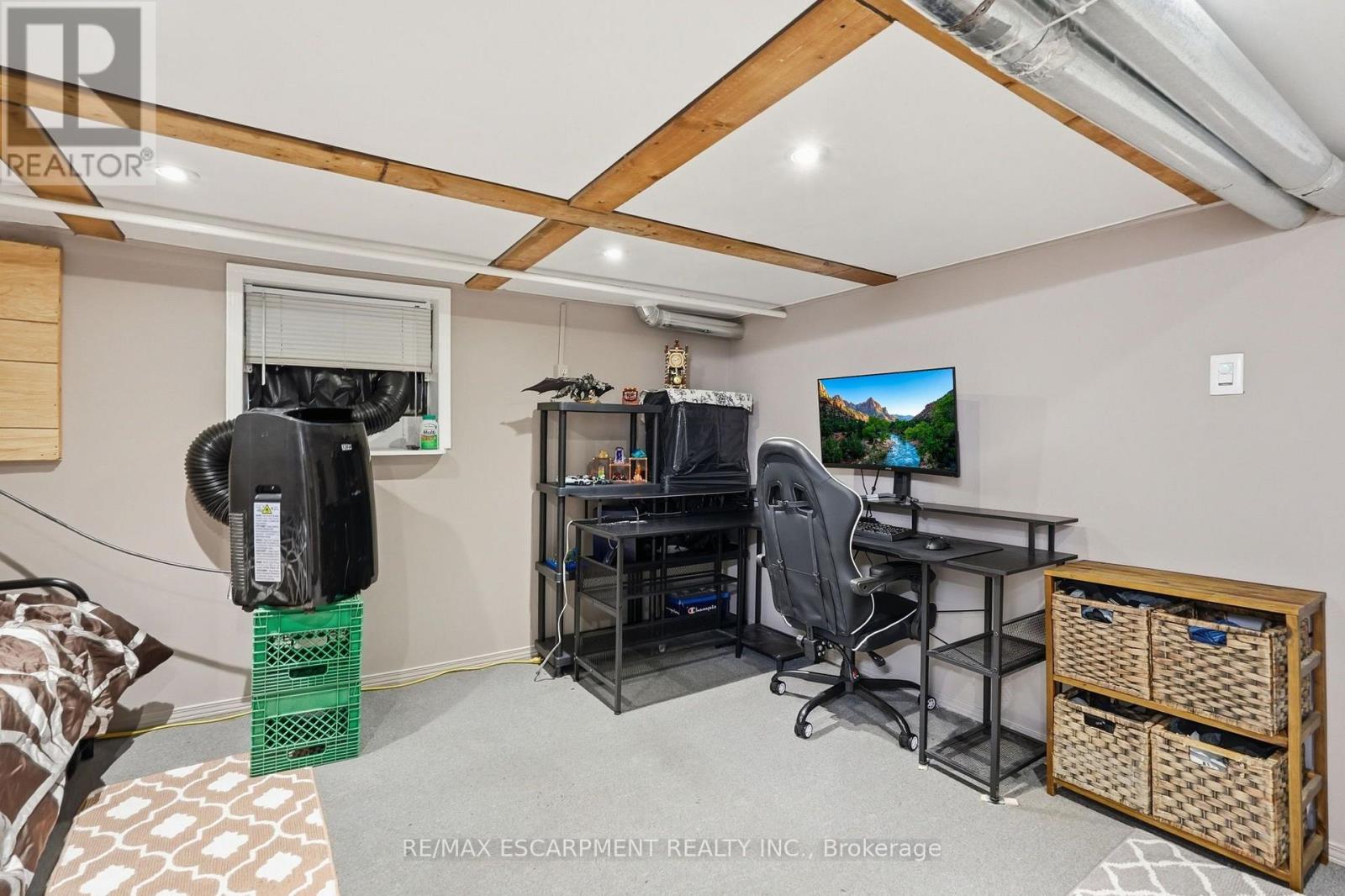 182 CAVELL AVENUE - 34